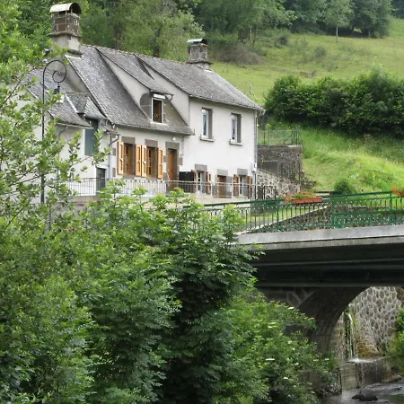 Maison Du Pays De Salers Dans Le Parc Des Volcans D'auvergne Holiday home *